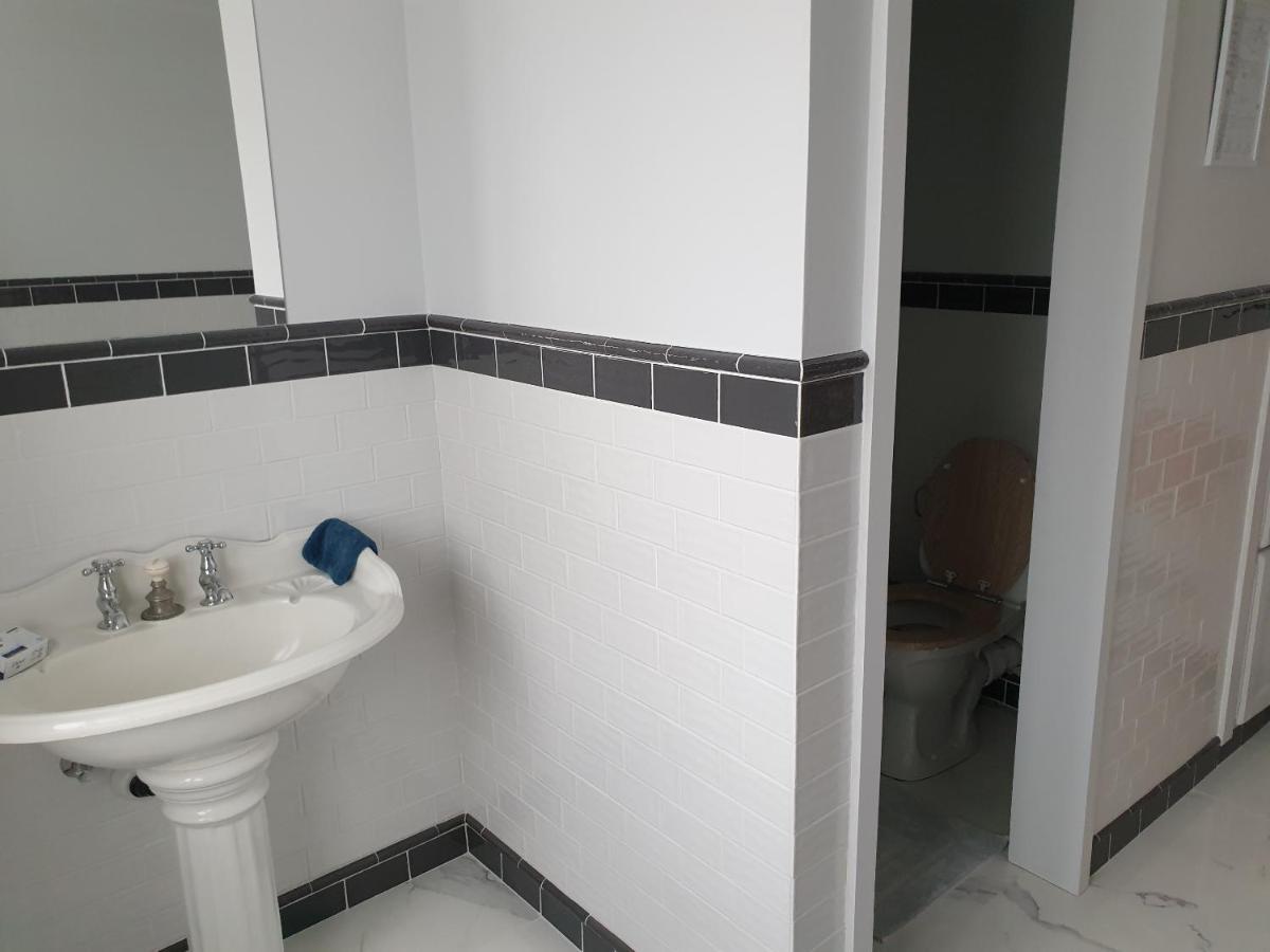 Bed and Breakfast Den Hoge Doorn Harelbeke Exterior foto